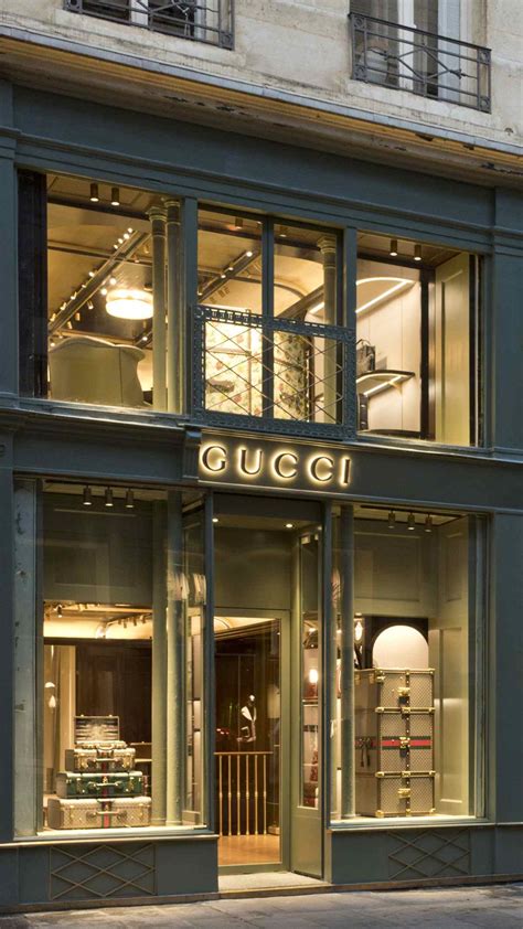 gucci in paris